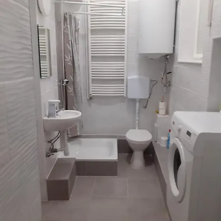 Fantomas*** N4 City Center 3 Bedroom + Living Szombathely